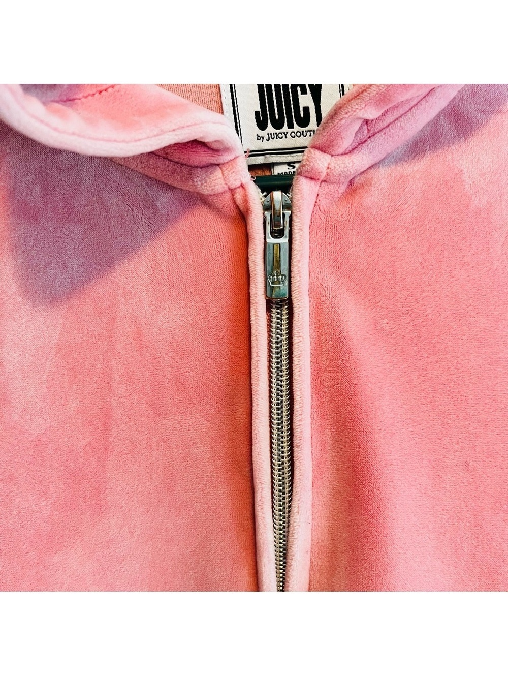 Juicy Couture Hoodie Jacket in Pink Velour Size Small Y2K - Picture 11 of 14